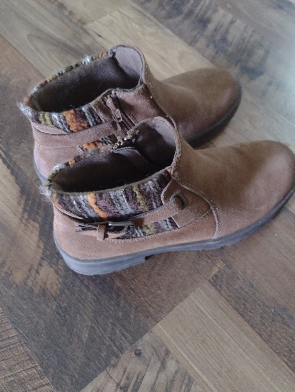 Earth Origins Brown Suede Ankle Booties with Multicolor Knit Cuff